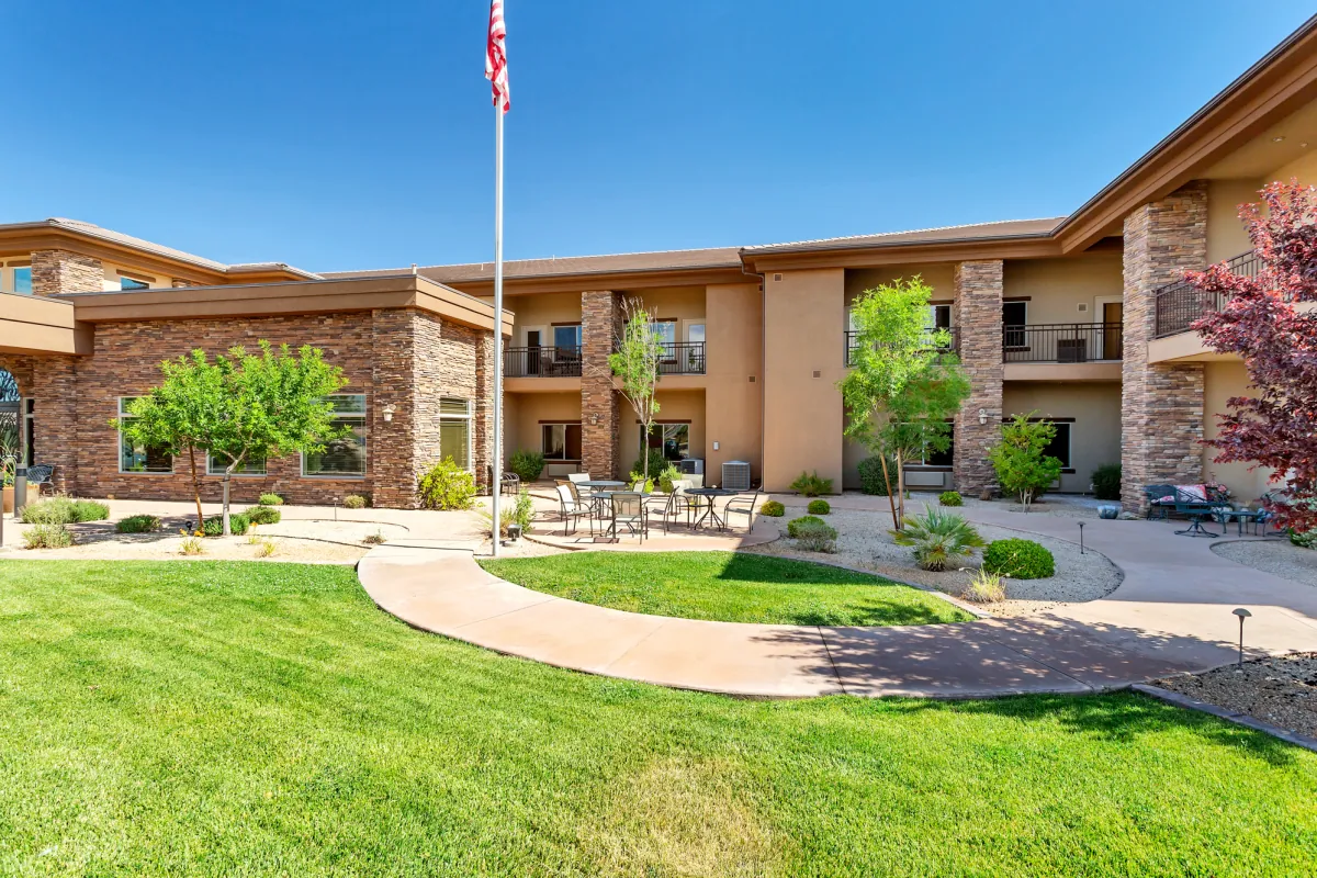 https://www.jaybirdseniorliving7.biz/wp-content/uploads/2025/09/Z1A0858.webp